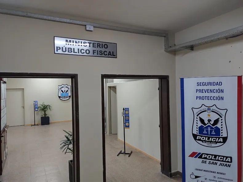 En Tribunales. Las oficinas de la UFI Delitos Inform&aacute;ticos y Estafas est&aacute; situada en el ala noreste del primer piso de Tribunales.