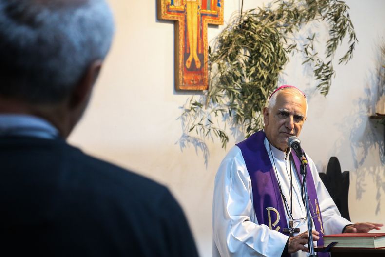 Monseñor Jorge Lozano. Monseñor Jorge Lozano.