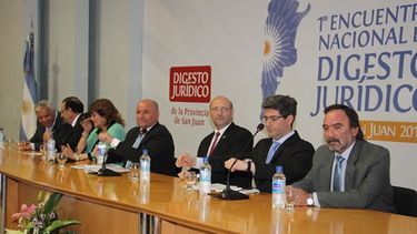 Con profesionales comenzó el 1º Encuentro Nacional de Digesto Jurídico