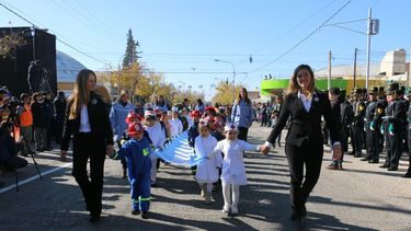 San Juan celebró un nuevo año de vida con el tradicional desfile
