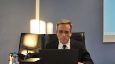 El Rector de la UCCuyo, el primer egresado de un doctorado de la UNSJ