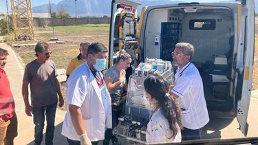 Un bebé de cuatro días fue llevado al Hospital Italiano en vuelo sanitario para salvarle la vida