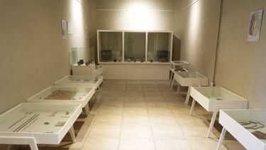 El Museo Arqueológico Mariano Gambier reabrió sus puertas después de 6 años, en otro espacio y con una muestra renovada.