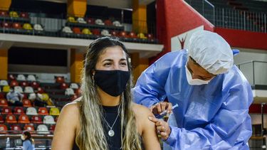 Vacunación contra el Covid-19: San Juan aplicó más del 75% de las dosis que llegaron