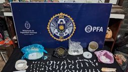 Cayeron in fraganti en pleno fraccionamiento de droga: dos mujeres detenidas en un barrio sanjuanino Cayeron in fraganti en pleno fraccionamiento de droga: dos mujeres detenidas en un barrio sanjuanino