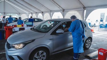 Suspenden la vacunación en todos los autovac de la Provincia