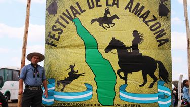 Javier Quiroga, el responsable de poner en valor el rol de la mujer amazona en Valle Fértil