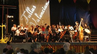 Cena y show artístico en la apertura de la nueva temporada del Centro Valenciano