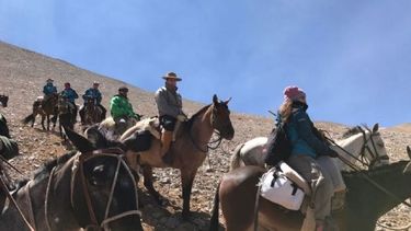 La etapa más dura de la expedición se cobró la tercera baja