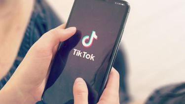 El original método de una escuela para que los alumnos dejen TikTok