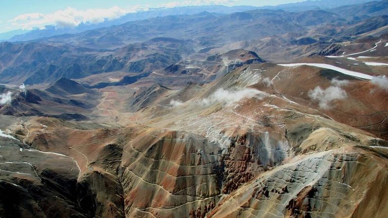 San Juan: Barrick logra un aval en Chile que podría despertar un proyecto de oro dormido en la provincia