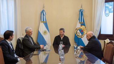 El director de la TV Pública presentó a Uñac una serie sobre la industria vitivinícola