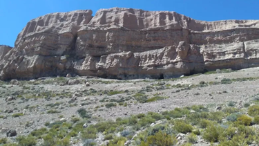 Cayó de 12 metros de altura mientras escalaba un cerro y terminó con casi diez fracturas
