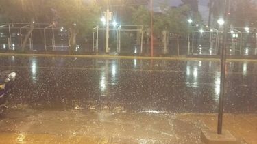 El granizo afectó a cinco departamentos, sin consecuencias en viviendas