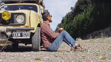 El sanjuanino que restauró su Renoleta, la convirtió en casa rodante y se fue de aventuras por la Patagonia