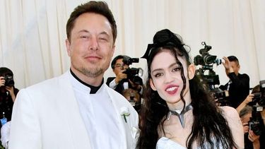 Elon Musk junto a su hija trans