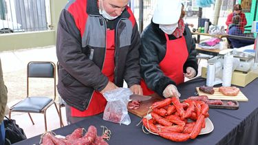 A pesar del frío, la Feria Agroproductiva contó con buena asistencia
