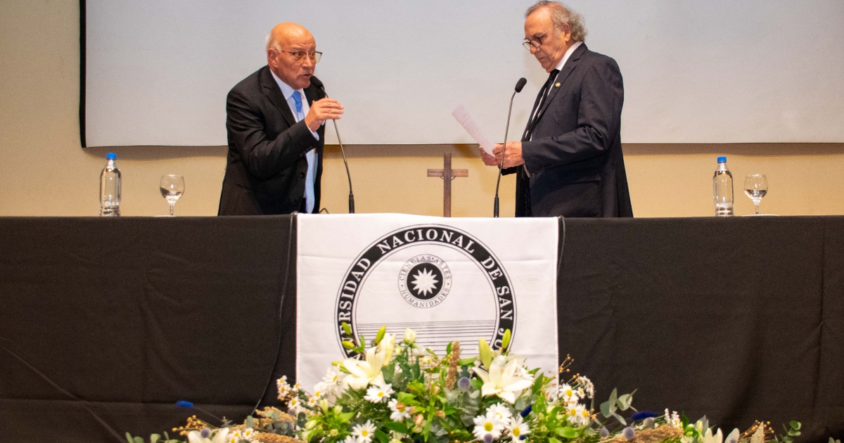 Tadeo Berenguer reasumió como líder de la UNSJ: La educación no puede ser  un privilegio