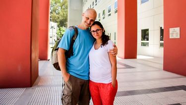 La historia del bebé que de casualidad es sanjuanino: sus padres le festejarán el año acá