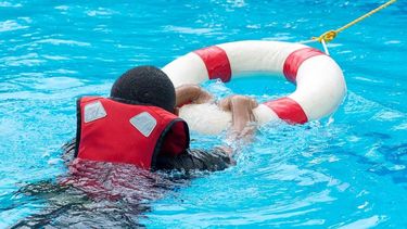 ¿Qué hacer cuando una persona se está ahogando?