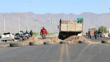 Sergio Uñac recibió a los manifestantes tras los reclamos en Ruta 40
