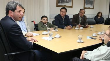 Uñac se reunió con representantes de personas con discapacidad