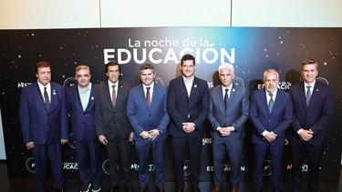 Orrego destacó el compromiso de San Juan con la mejora continua de la educación