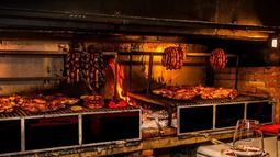 Una parrillada abrió pese a estar clausurada, entre las múltiples infracciones del finde largo en San Juan