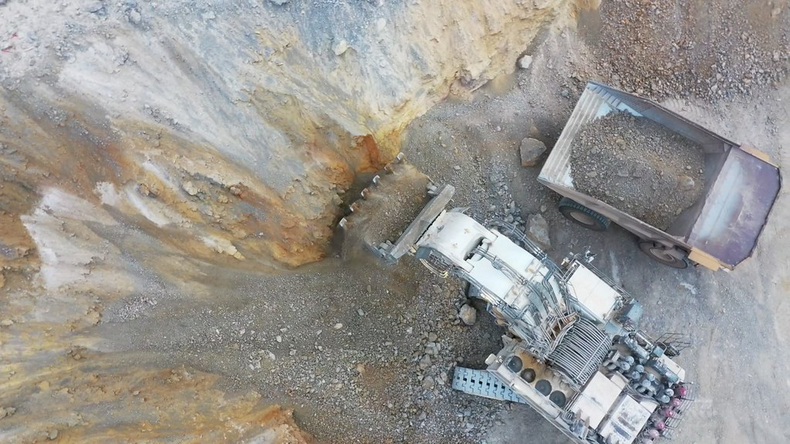 La Minera de San Juan, CAEM y GEMERA, primeras en celebrar la reforma a la Ley de Glaciares