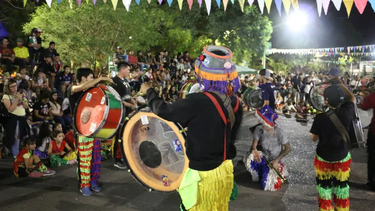 Sin corso. El departamento Sarmiento suspendió su carnaval y utilizará los fondos para asistir a las familias que sufrieron daños por las lluvias.