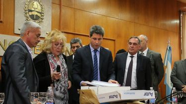 Hospital de 25 de Mayo: 8 ofertas, todas por debajo del presupuesto oficial