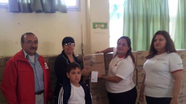 Donación a las instituciones que se solidarizaron con los evacuados