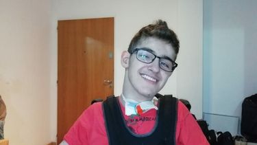La obra social cubrirá la rehabilitación de Emiliano, el joven con hidrocefalia