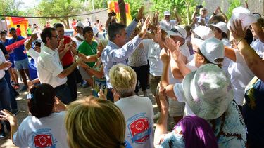 Aranda vivió una mañana con los chicos de la colonia del Club Colón