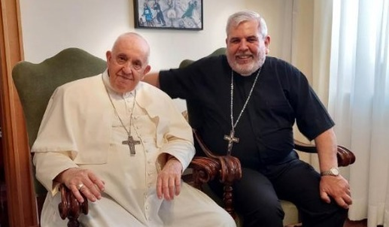 Gustavo Larrazábal, obispo auxiliar de San Juan, fue uno de los sacerdotes sanjuaninos que se refirió al legado del papa Francisco.