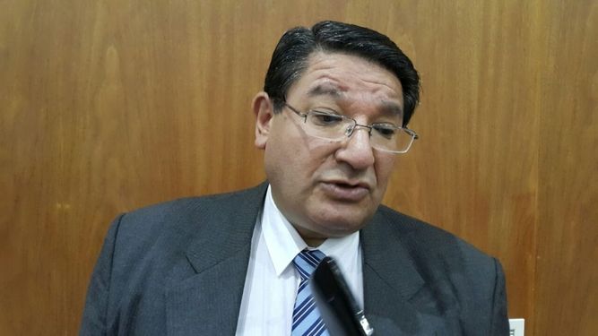 ¿Qué hará el Ministerio de Educación con el caso del maestro que llora por su novia?