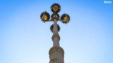 Video: la farola francesa que ilumina el pasado, presente y futuro de San Juan