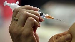 Capital colocará gratis las vacunas contra el meningococo y el HPV para varones