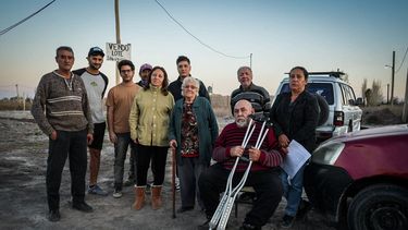 Estafaron a 165 familias el Médano de Oro: compraron tierras fiscales, construyeron y los desalojan en dos semanas