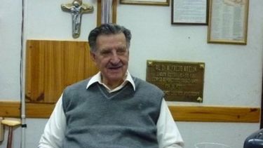 Según su hijo, el ex gobernador es un paciente colaborador