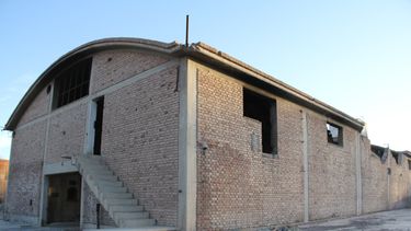 Quieren sacar los puesteros de la ruta 20 y llevarlos a la bodega Torraga