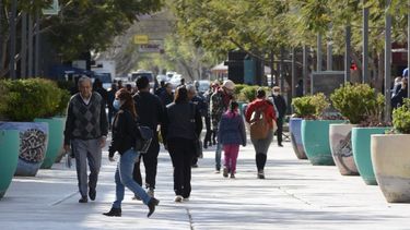 Los sanjuaninos opinaron sobre el cambio de sede de la Fiesta Nacional del Sol.