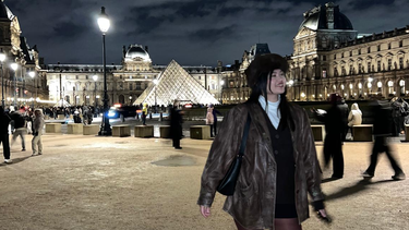 Carla Yamanouchi, una sanjuanina de sangre japonesa en París. 