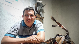 Mario Costa es empleado municipal en Rawson y a la par despliega su ingenioso hobby en ferias, con creaciones fantásticas en metal.&nbsp;