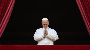 León XIV ante el pueblo: un mensaje directo a los jóvenes, pedido de paz y saludos por el Día de la Madre