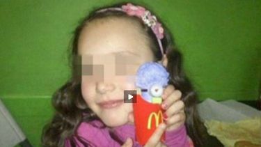 “Cuando Camila está con la madre está más seria”