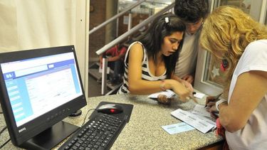 Por la web se podrá pedir turno para sacar partidas sin esperar en el Registro Civil