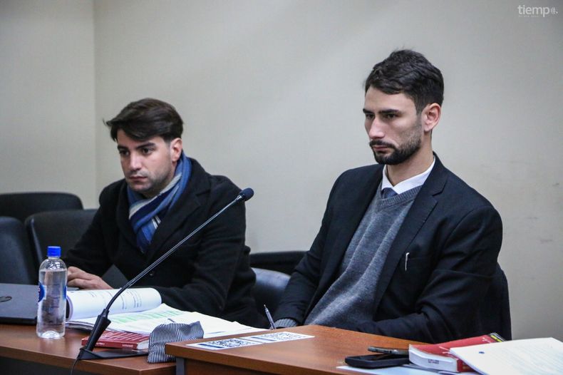 Los abogados defensores de Echegaray: Joaquín Moine a la derecha. Los abogados defensores de Echegaray: Joaquín Moine a la derecha.