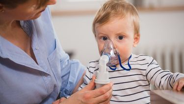 Reaparecieron las afecciones respiratorias en niños sanjuaninos: internación al 100%
