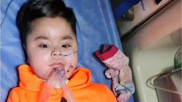 Liam sigue luchando por vivir: el Gobierno consiguió las dosis restantes de Spinraza que necesita